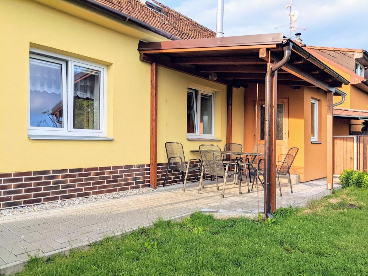 Ubytovani Ve Vinarstvi Medek | Medek House & Winery Uherské Hradiště Εξωτερικό φωτογραφία